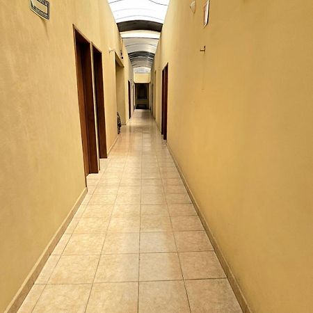 Hotel Xanti 莫雷利亚 外观 照片